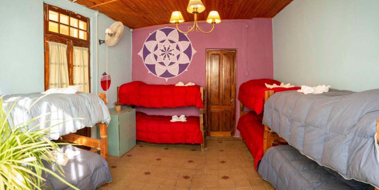 Los 3 Gomez Capilla del Monte Esterno foto